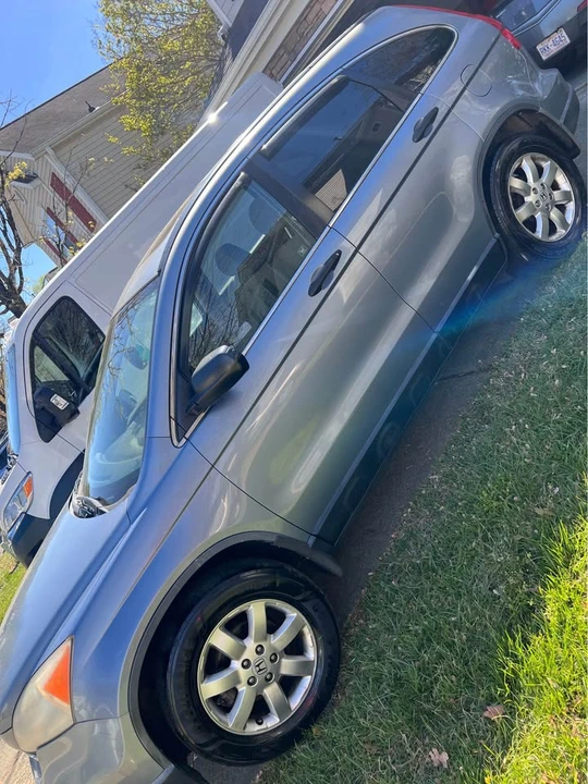 2007 Honda CR-V 3rd Gen - Image 2 of 7