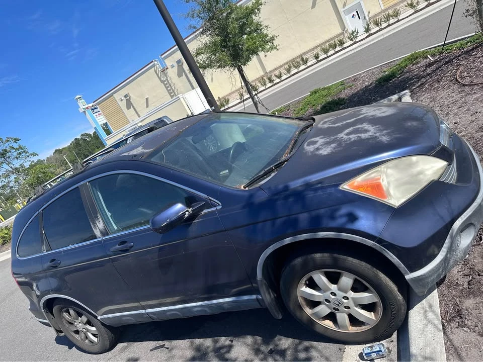 2007 Honda CR-V 3rd Gen - Image 2 of 10