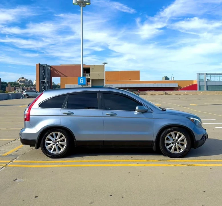 2007 Honda CR-V 3rd Gen - Image 4 of 19