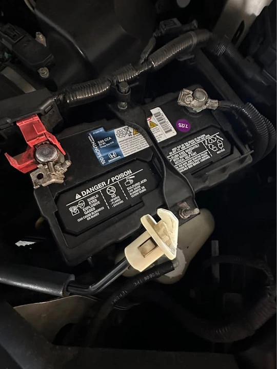2007 Honda CR-V 3rd Gen - Image 14 of 17