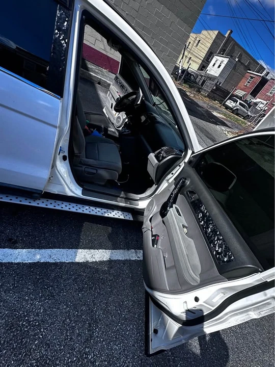 2007 Honda CR-V 3rd Gen - Image 12 of 17
