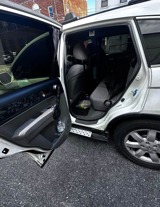 2007 Honda CR-V 3rd Gen - Image 11 of 17