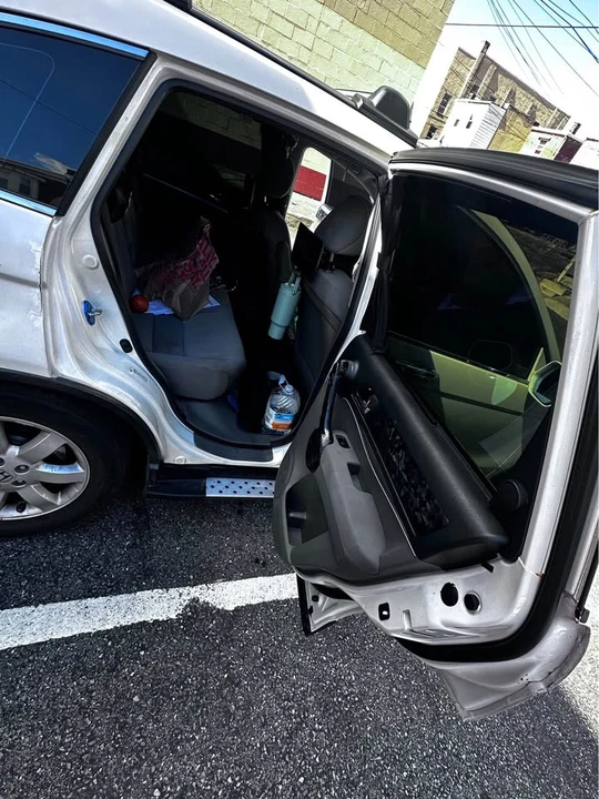 2007 Honda CR-V 3rd Gen - Image 13 of 17