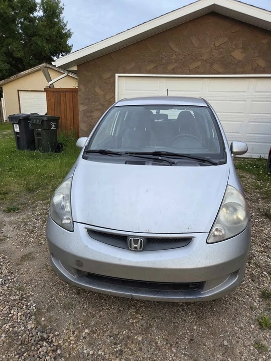 2007 Honda Fit - Image 2 of 9