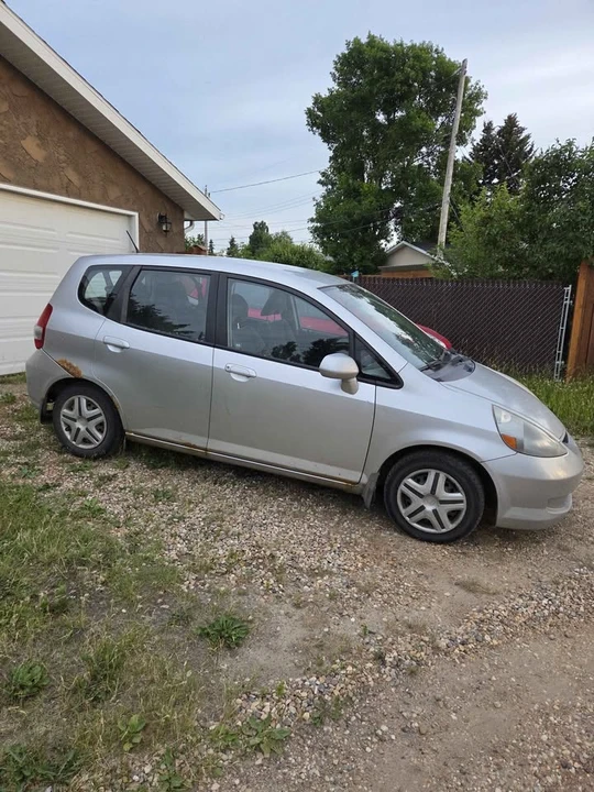 2007 Honda Fit - Image 3 of 9
