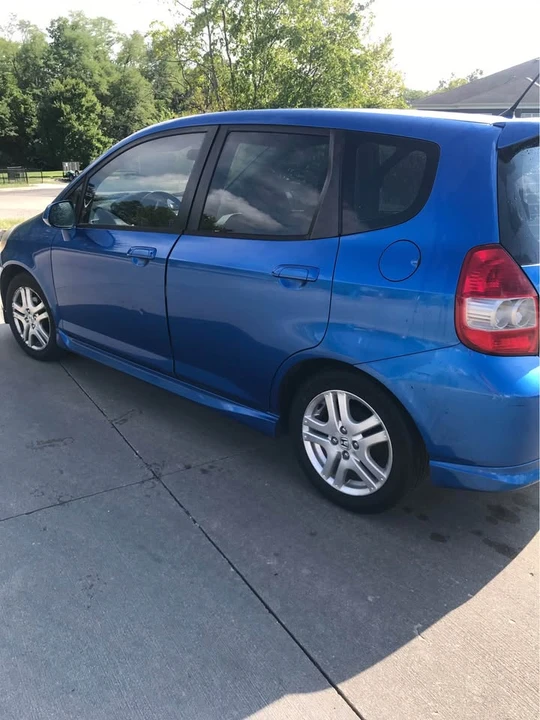 2007 Honda Fit - Image 11 of 16