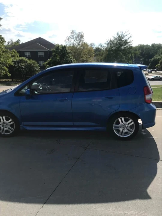 2007 Honda Fit - Image 15 of 16