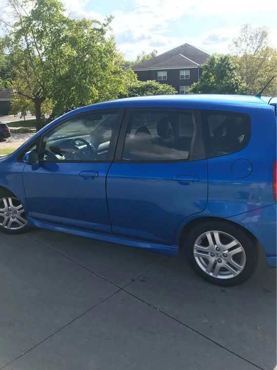 2007 Honda Fit - Image 4 of 16