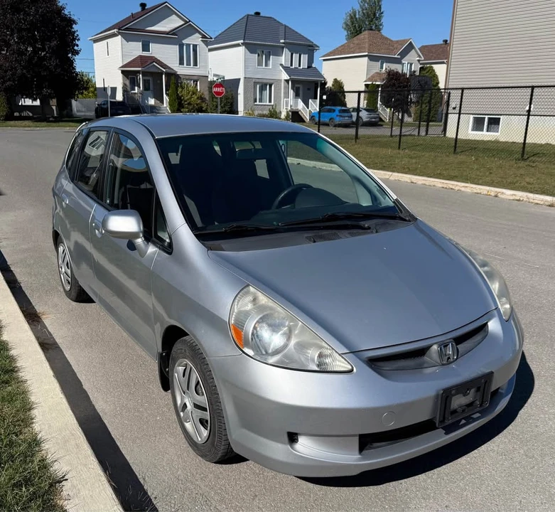 2007 Honda Fit - Image 2 of 14