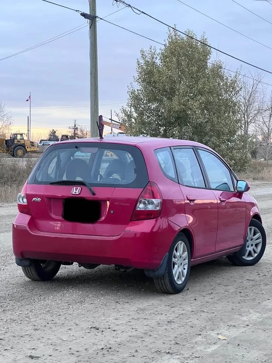 2007 Honda Fit - Image 3 of 11