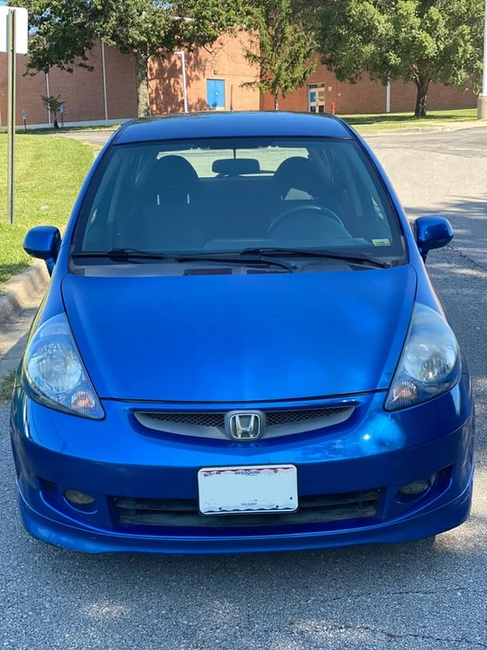 2007 Honda Fit - Image 2 of 12