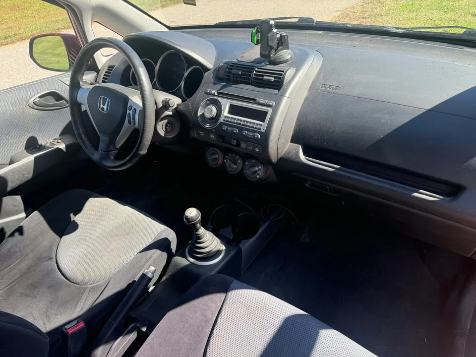 2007 Honda Fit - Image 10 of 12