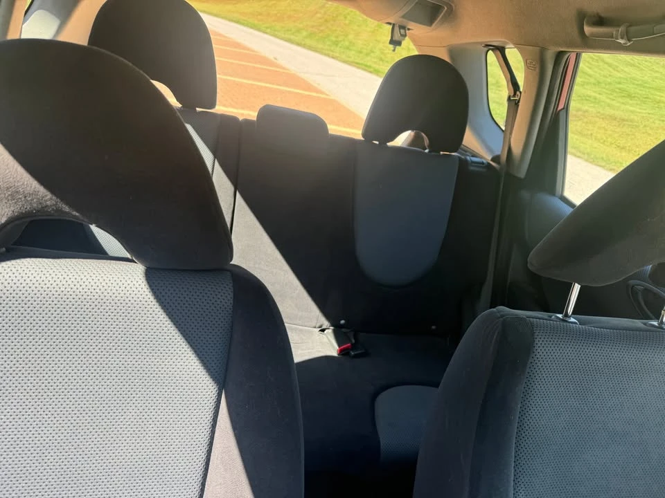 2007 Honda Fit - Image 11 of 12