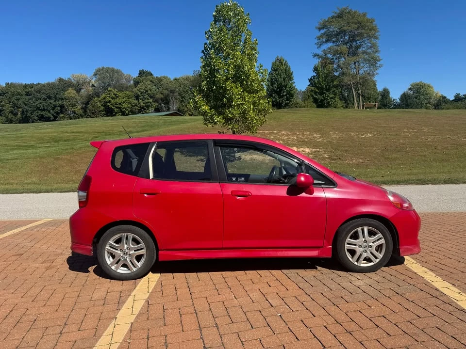 2007 Honda Fit - Image 2 of 12
