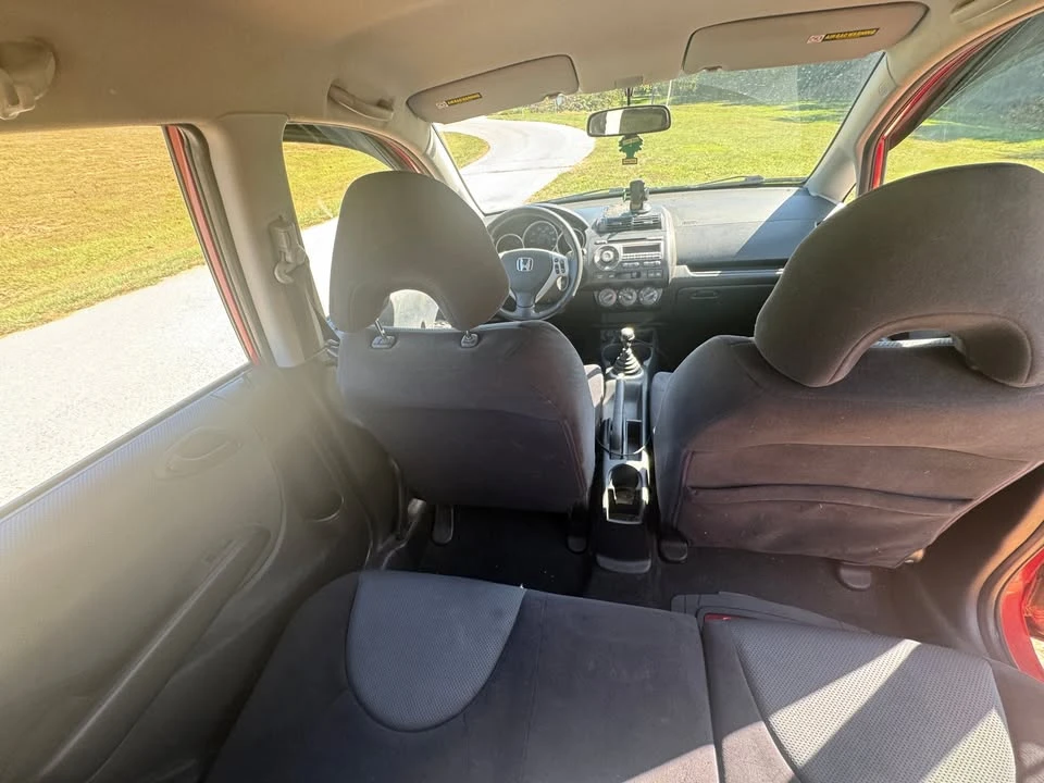 2007 Honda Fit - Image 9 of 12