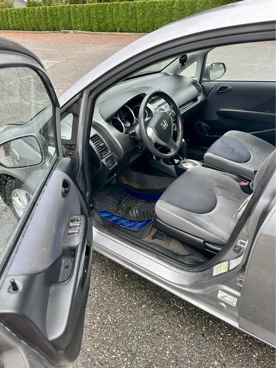 2007 Honda Fit - Image 4 of 4