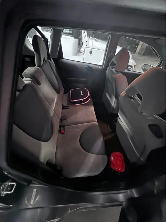 2007 Honda Fit - Image 7 of 8