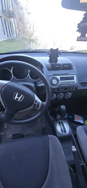 2007 Honda Fit - Image 8 of 10