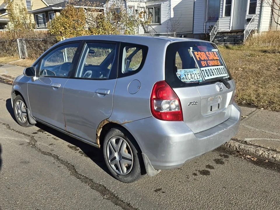 2007 Honda Fit - Image 3 of 12