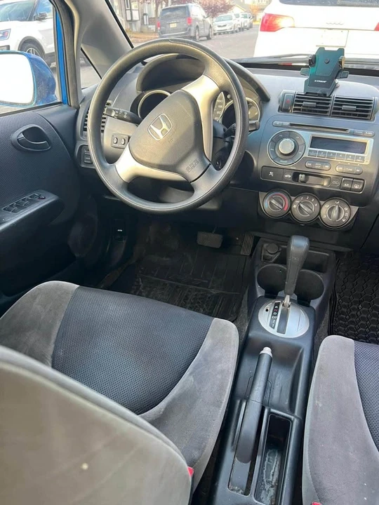 2007 Honda Fit - Image 10 of 10