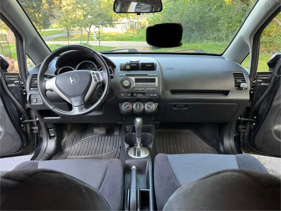 2007 Honda Fit - Image 10 of 20
