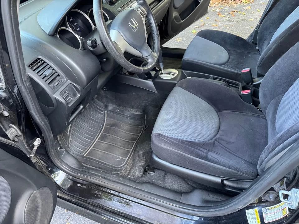 2007 Honda Fit - Image 15 of 20
