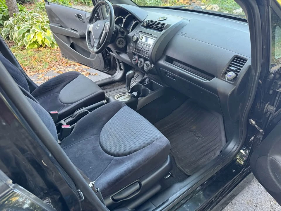 2007 Honda Fit - Image 18 of 20