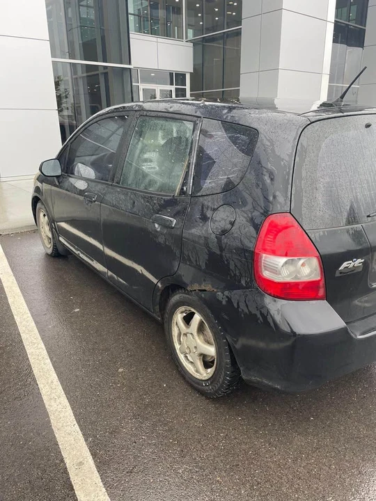 2007 Honda Fit - Image 5 of 7