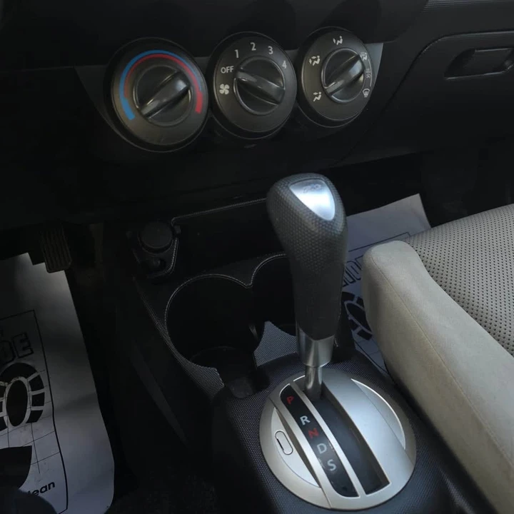 2007 Honda Fit - Image 15 of 19