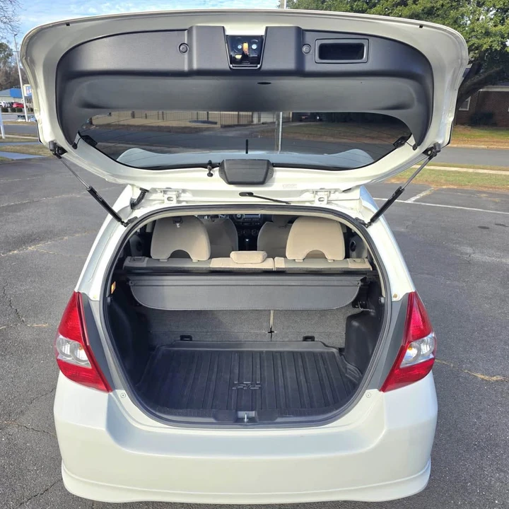 2007 Honda Fit - Image 18 of 19
