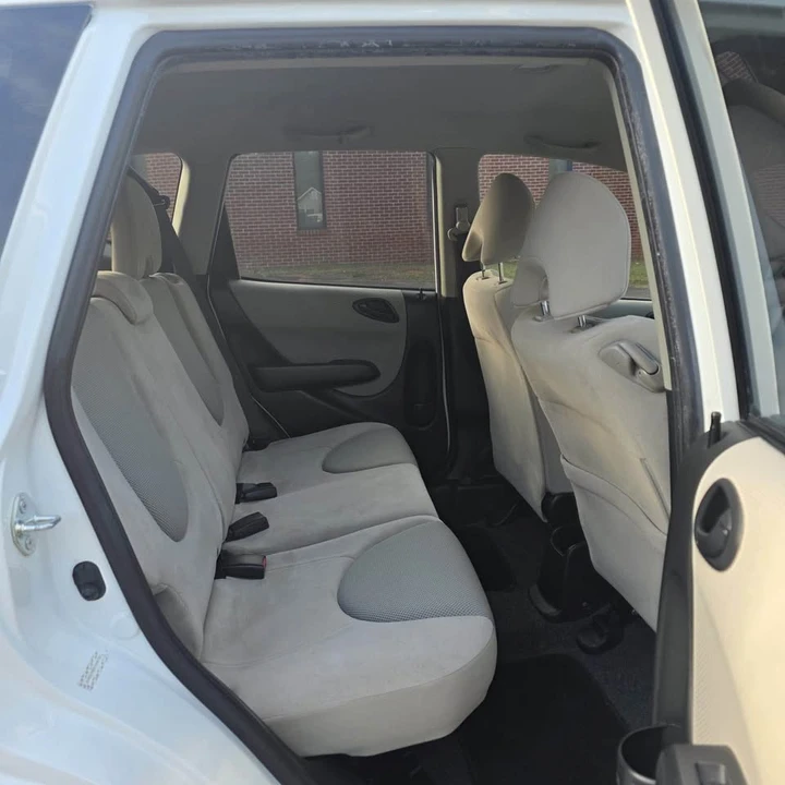 2007 Honda Fit - Image 13 of 19