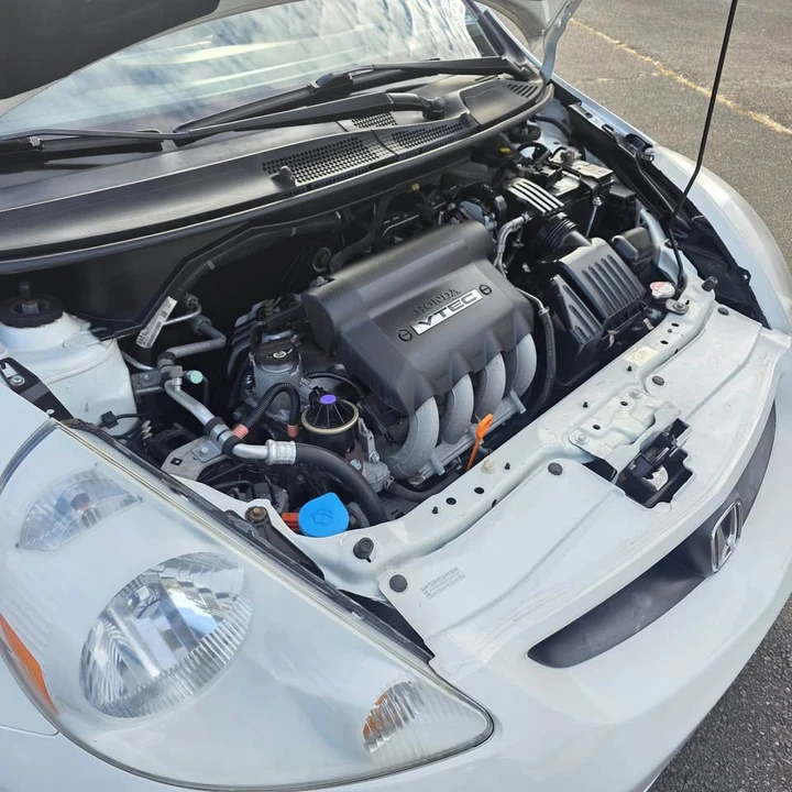 2007 Honda Fit - Image 8 of 19