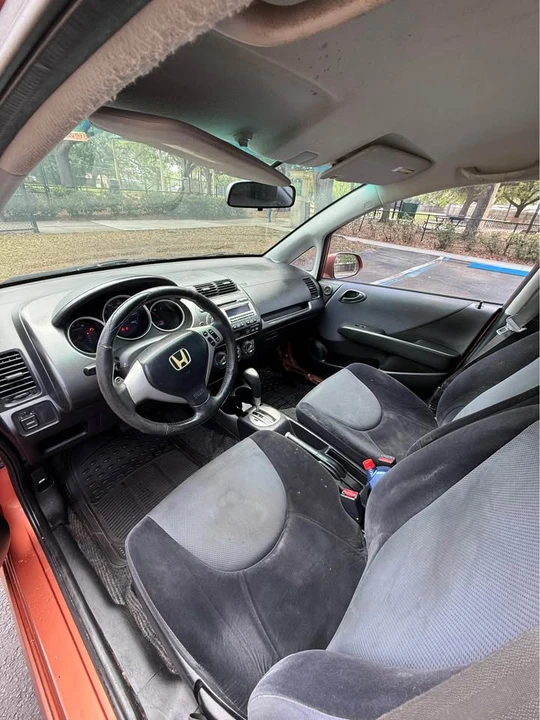 2007 Honda Fit - Image 6 of 8
