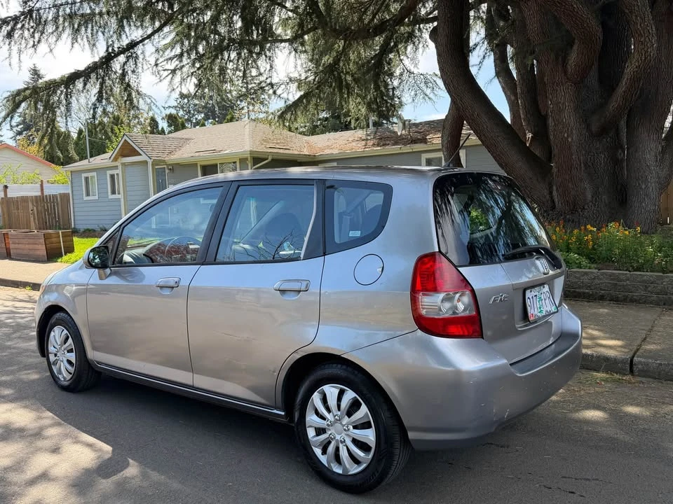 2007 Honda Fit - Image 3 of 17