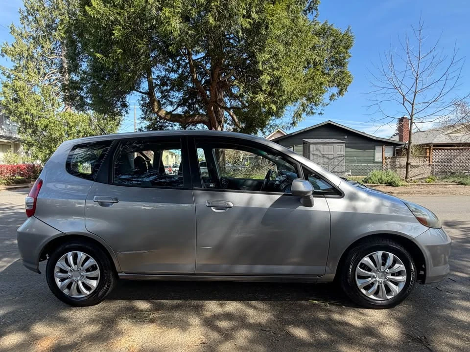 2007 Honda Fit - Image 5 of 17