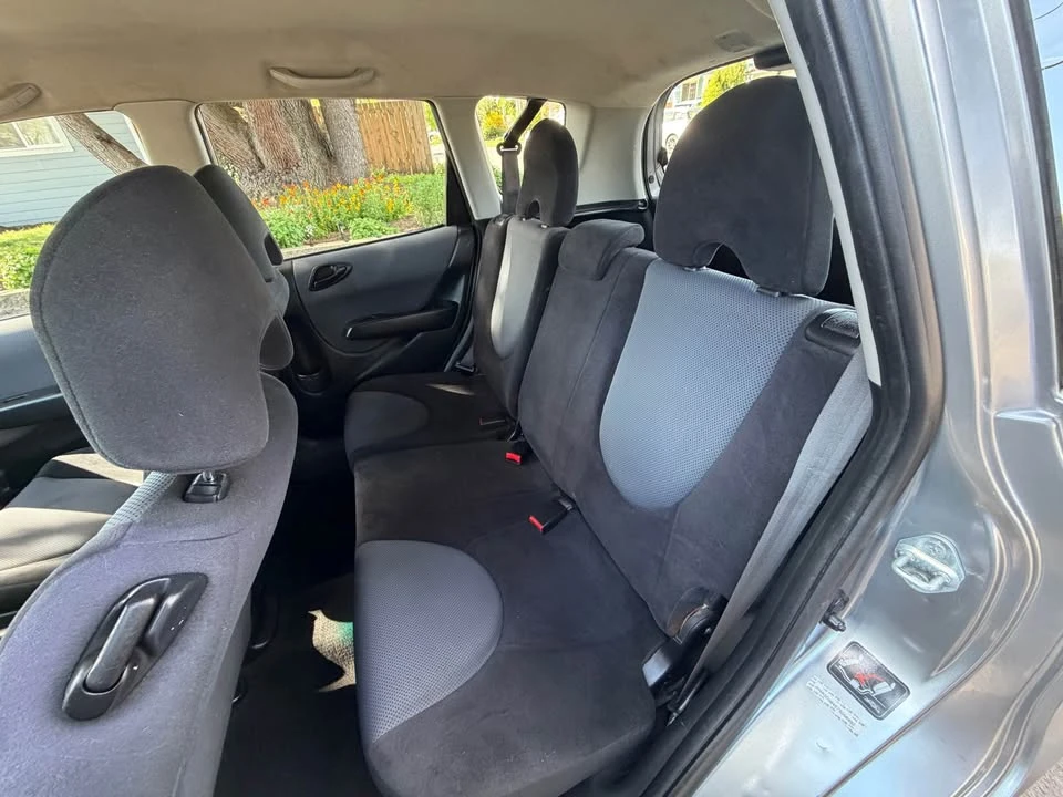 2007 Honda Fit - Image 14 of 17