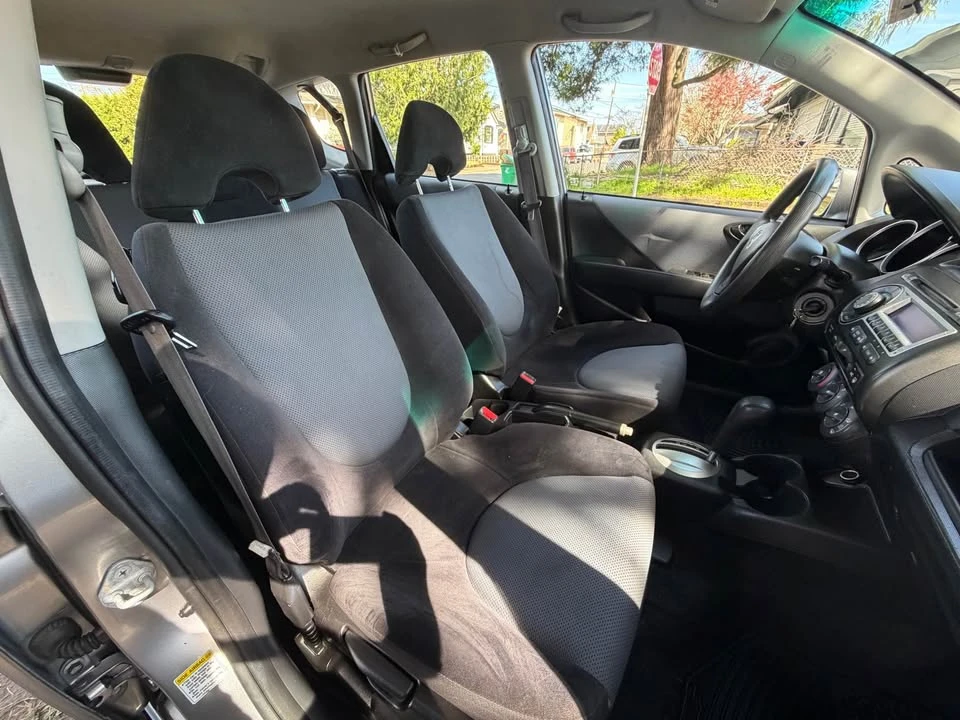 2007 Honda Fit - Image 15 of 17