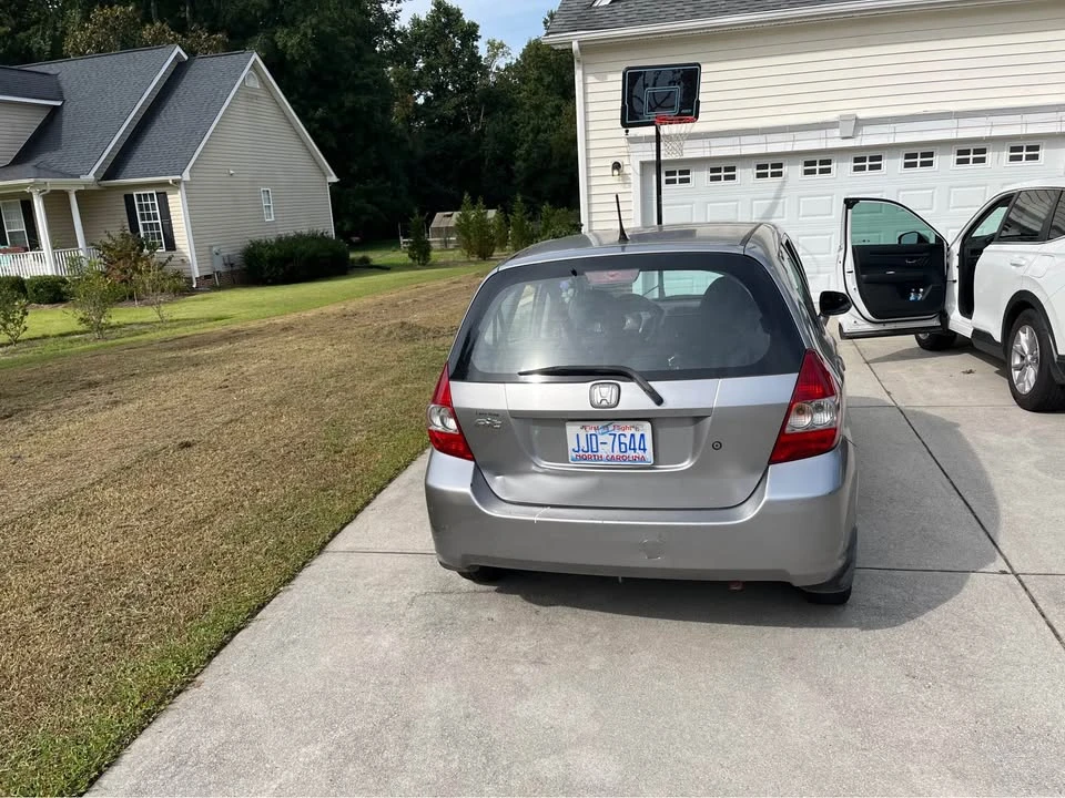 2007 Honda Fit - Image 3 of 4