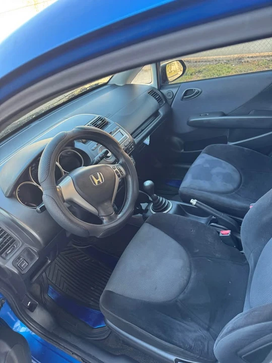2007 Honda Fit - Image 2 of 8