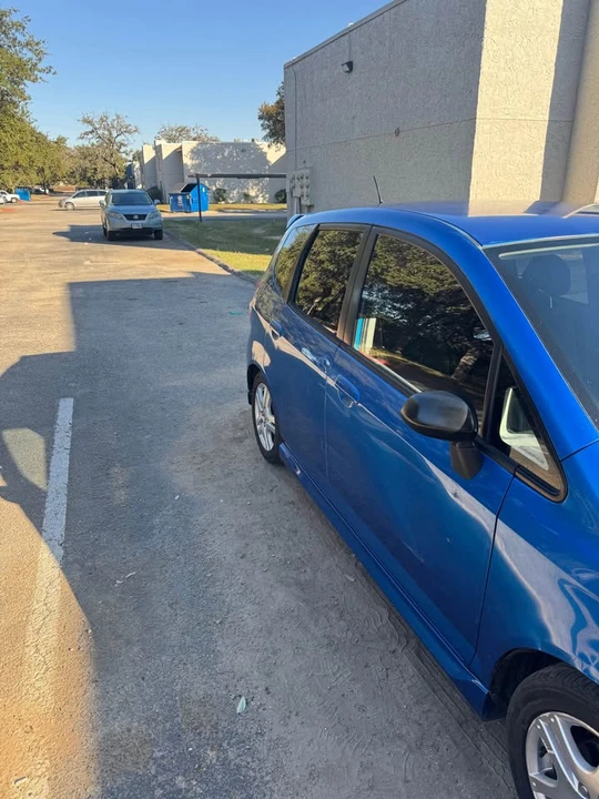 2007 Honda Fit - Image 4 of 8