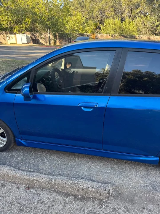 2007 Honda Fit - Image 3 of 8
