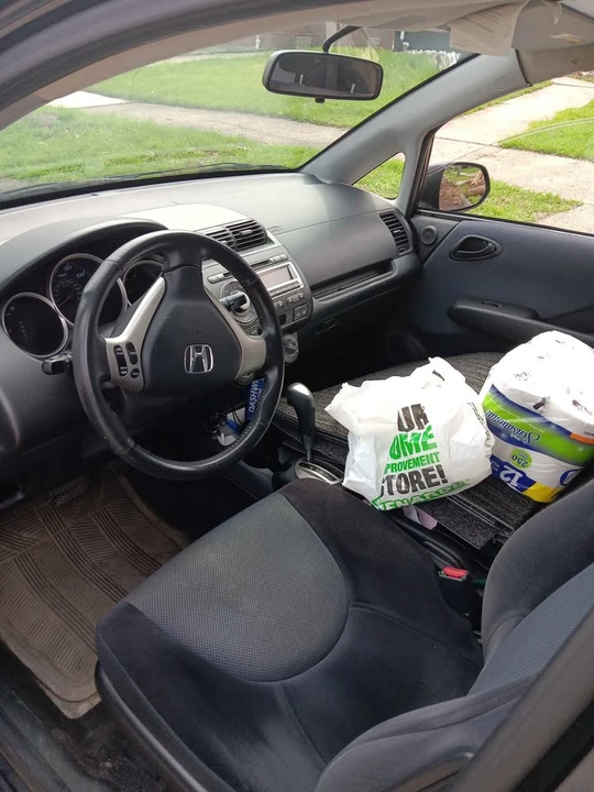2007 Honda Fit - Image 10 of 10