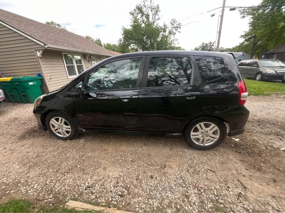 2007 Honda Fit - Image 4 of 10