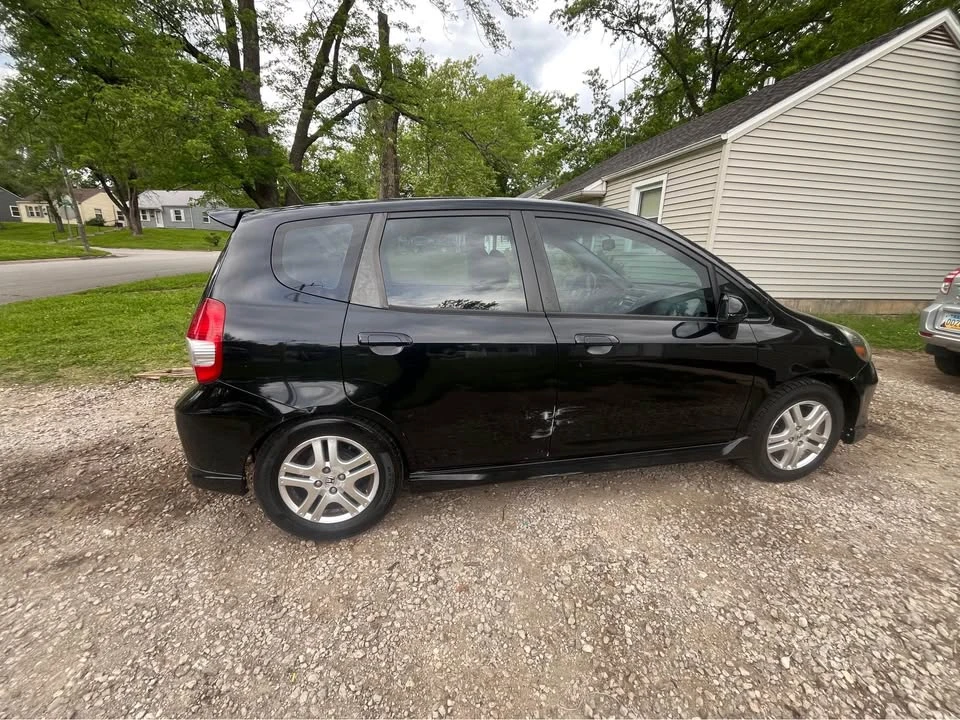 2007 Honda Fit - Image 5 of 10