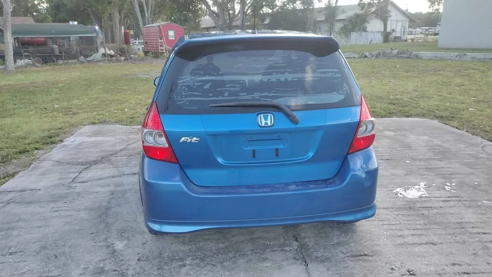 2007 Honda Fit - Image 6 of 8