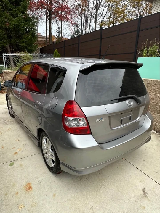 2007 Honda Fit - Image 5 of 12