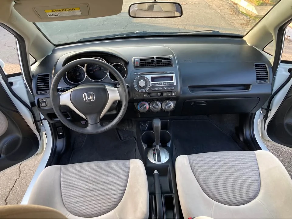 2007 Honda Fit - Image 3 of 10