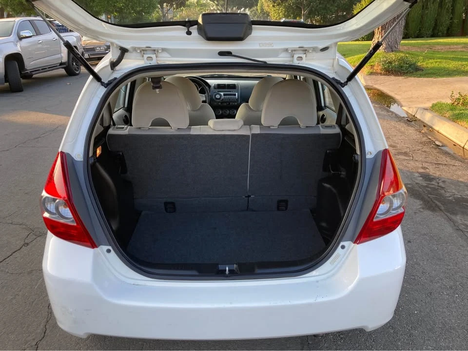 2007 Honda Fit - Image 9 of 10