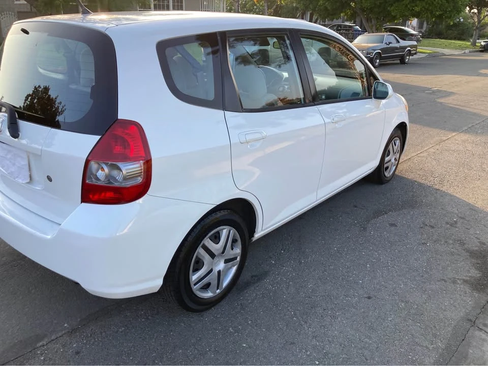 2007 Honda Fit - Image 2 of 10