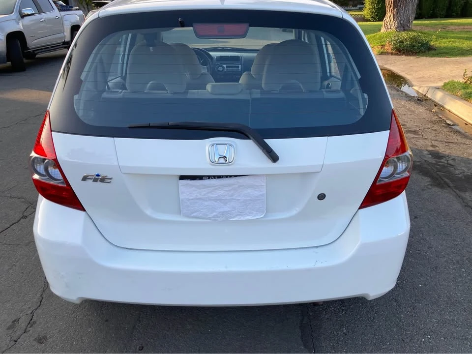 2007 Honda Fit - Image 10 of 10